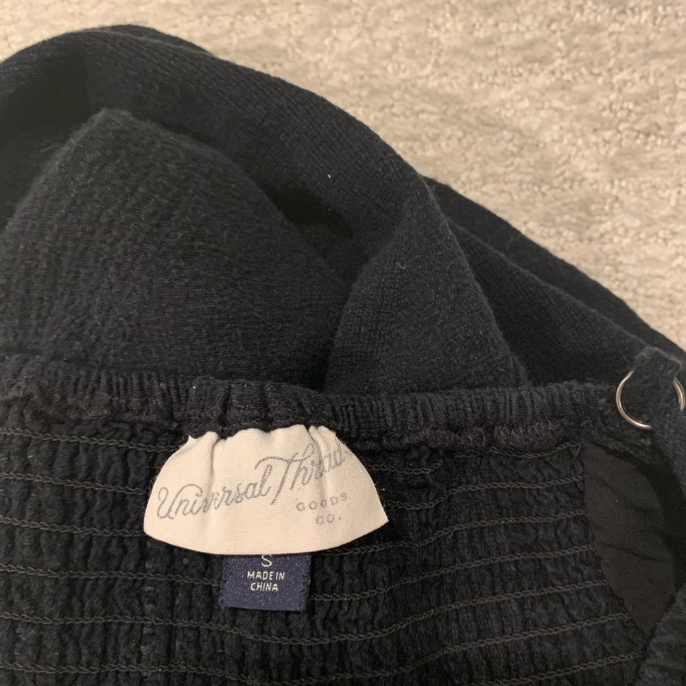 Size small - Picture 5 of 5